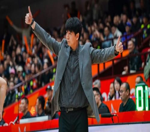 埃弗顿名将,半场肘击曼,联球员遭,万博manbetx体育,万博max官网,万博体育平台,万博体育app下载